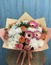 Букет цветов из:  Розы, Герберы и Хризантемы #REPLACE_PRED# Сосны