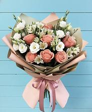 Букет цветов из:  Розы, Альстромерии и Лизиантусы в Сосны