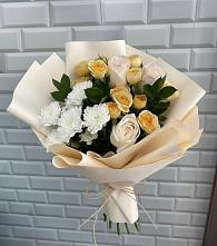 Букет цветов из:  Розы и Хризантемы в Сосны