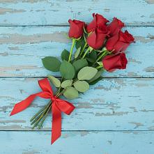 Букет Красные розы #REPLACE_PRED# Сосны