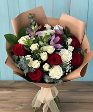 Букет цветов из:  Розы и Альстромерии в Сосны