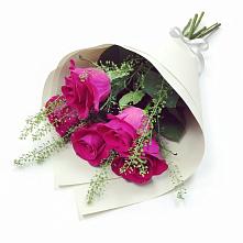 Букет цветов из:  Розы в Сосны