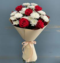 Букет цветов из:  Розы и Хризантемы в Сосны