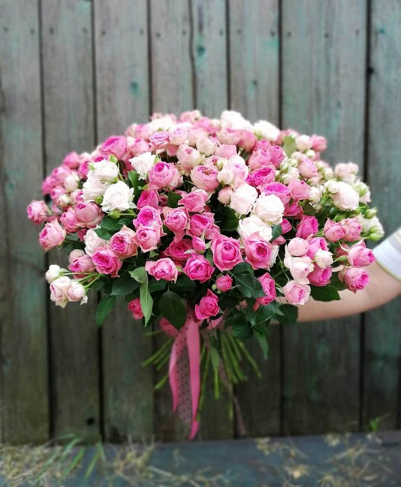 Букет Розовые кустовые розы Натали и Лав Лидия в Сосны