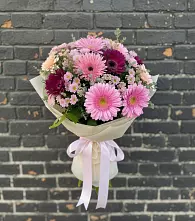 Букет цветов из:  Герберы и Хризантемы в Сосны