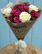 Букет цветов из:  Розы #REPLACE_PRED# Сосны