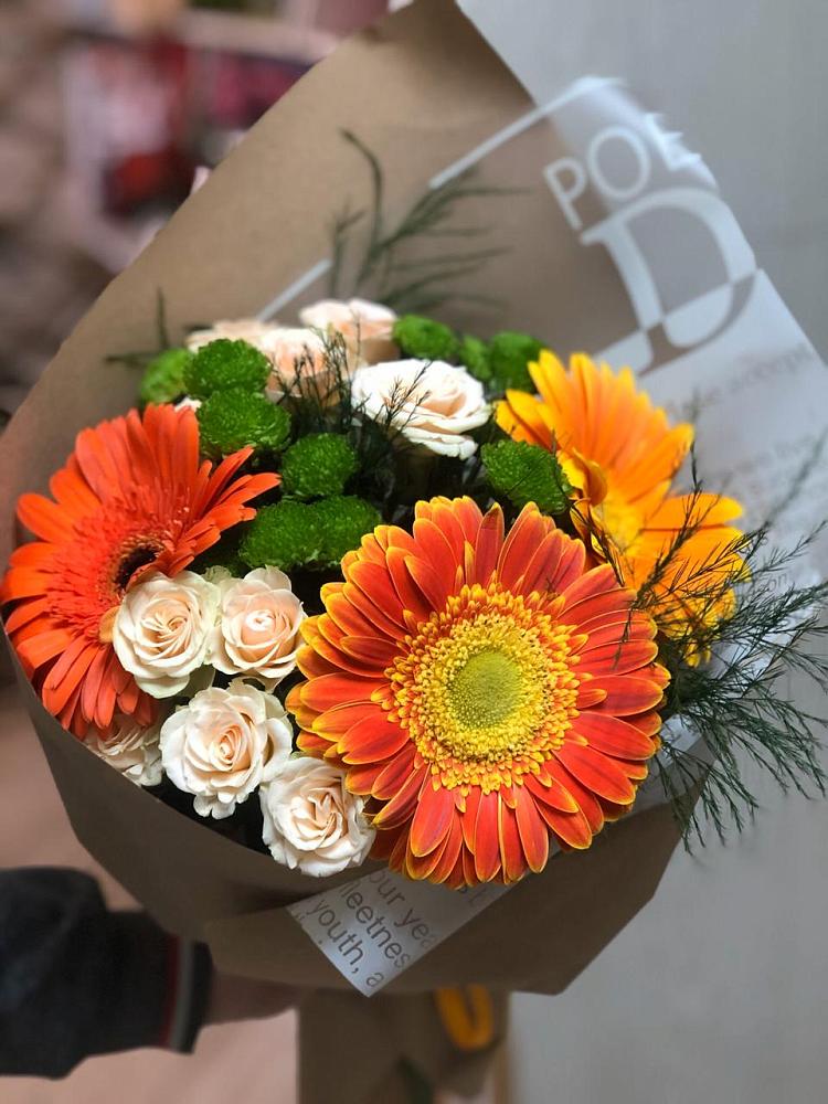 Букет цветов из: Герберы, Хризантемы и Розы в Сосны