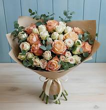 Букет цветов из:  Альстромерии и Розы в Сосны